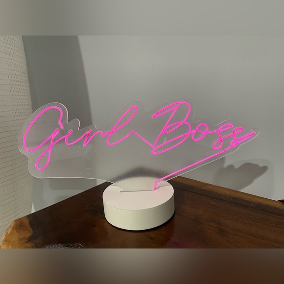 Other - Pink Neon 'Girl Boss' Sign